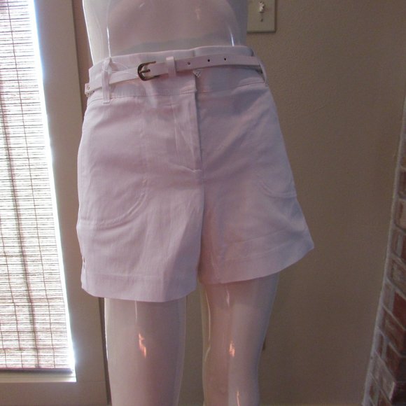 Thalia Sodi White Shorts with Belt - Picture 4 of 7